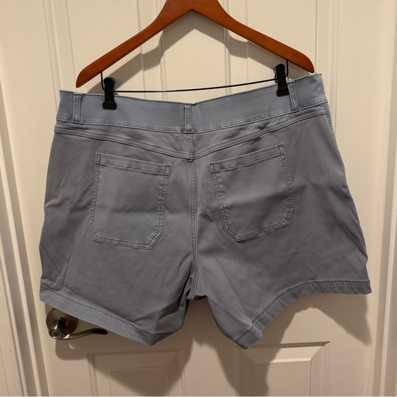 SPANX Coastal Blue Twill Shorts Size 3X - Picture 6 of 12
